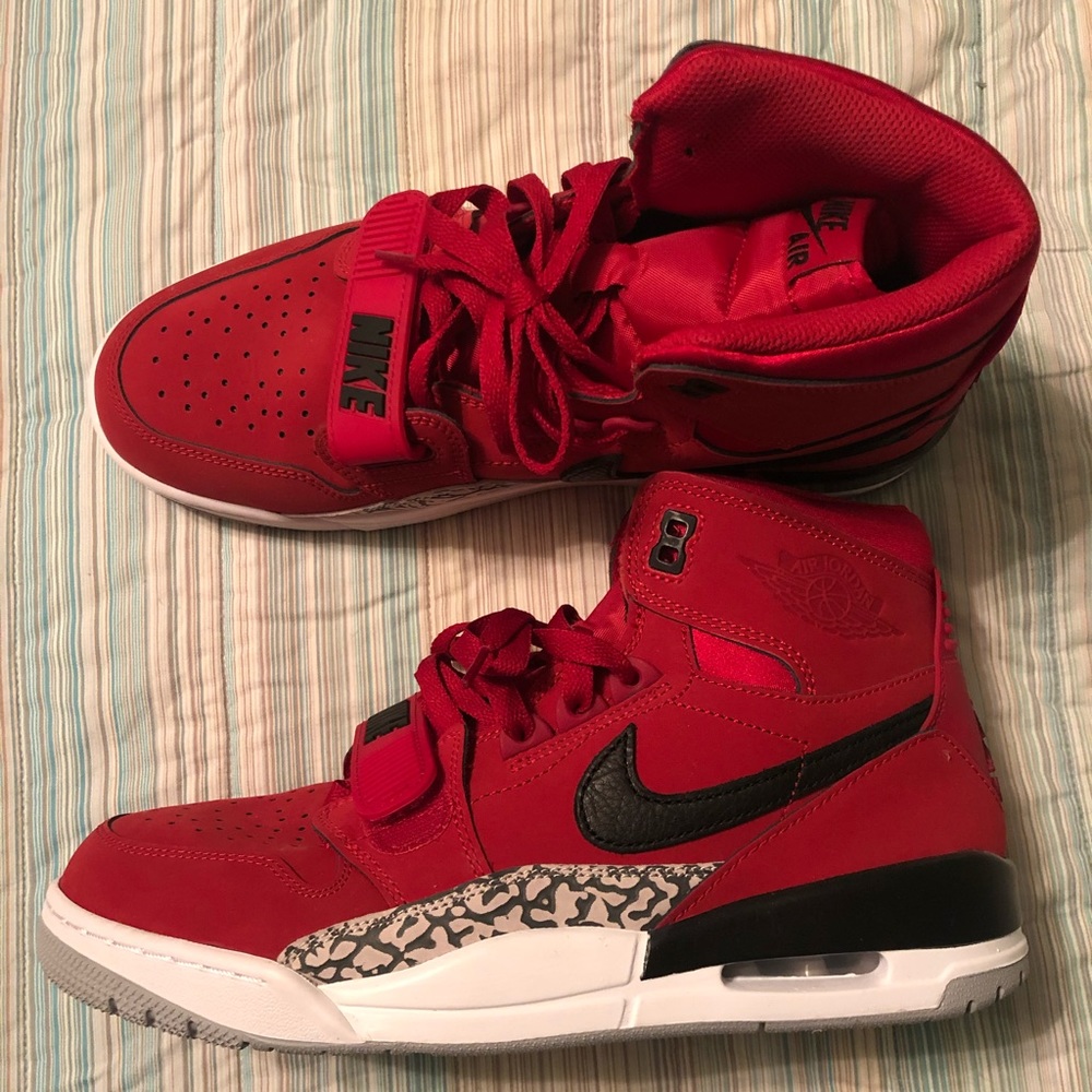 Jordan Legacy 312